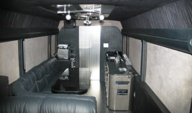 mci-bus-2004-239
